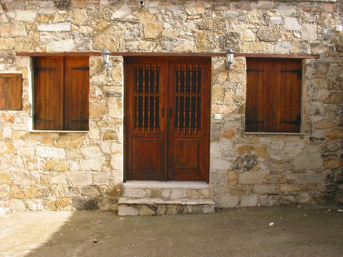 Sun Rays Hostel Kazaphani Bagian luar foto